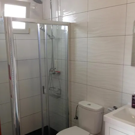 בית נופש Stunning 3 Bedroom With Sea Views *