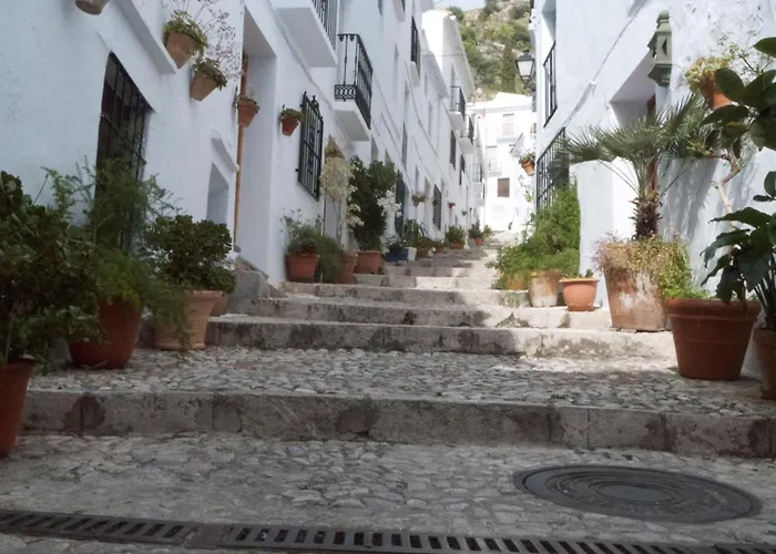 Stunning 3 Bedroom With Sea Views