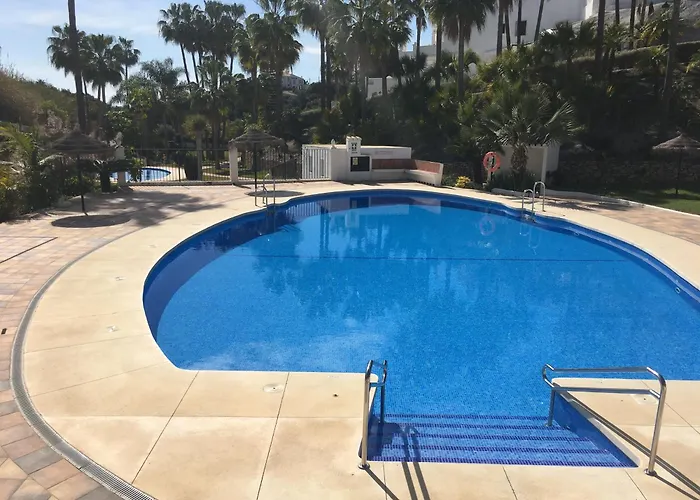 Tatil Evi Stunning 3 Bedroom With Sea Views Nerja