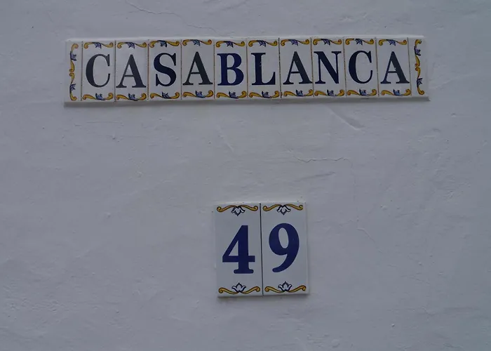 Stunning 3 Bedroom With Sea Views 別荘 *