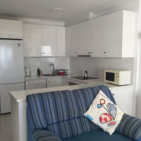 Stunning 3 Bedroom With Sea Views Ferienhaus *